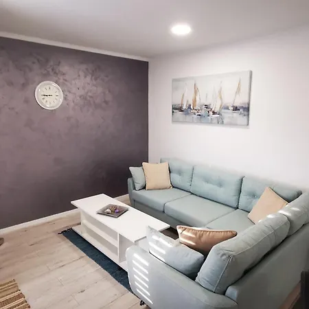 Apartment Tianni *